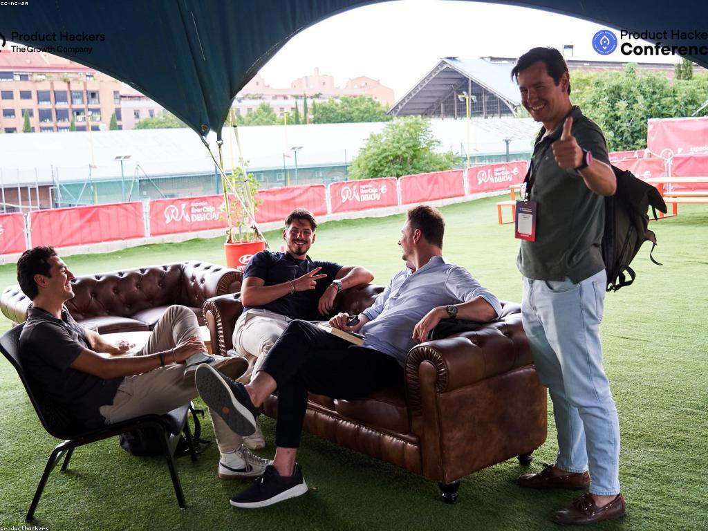 យុទ្ធសាស្រ្តនិងបច្ចេកទេសក្នុងការអភិវឌ្ឍន៍អាជីវកម្ម