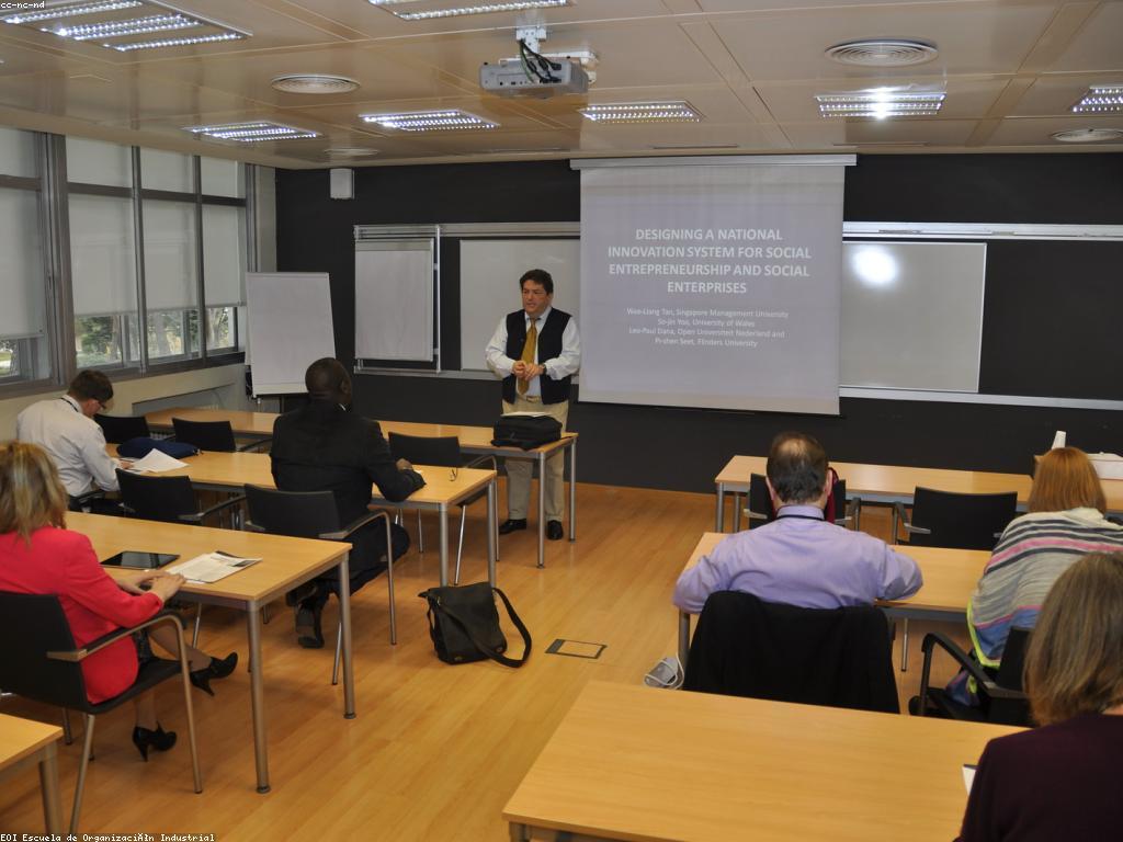 យុទ្ធសាស្រ្តនិងបច្ចេកទេសសម្រាប់កសាងអាជីវកម្ម